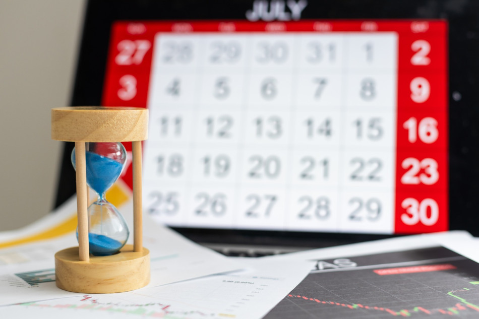 july-monthly-calendar-weekly-date-concept-2023-11-27-05-26-20-utc-07061536068.jpg
